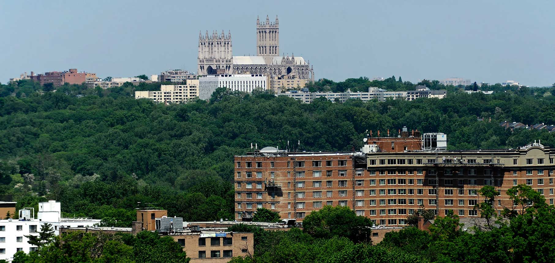Northern Virginia Apartments Lyon Place at Clarendon Center